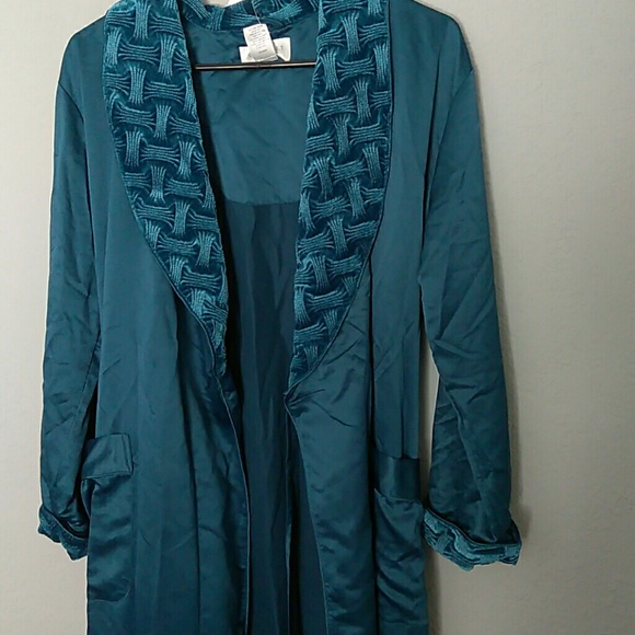 Intimates & Sleepwear Sleepwear Blue Velvet Long Robe Xs Poshmark